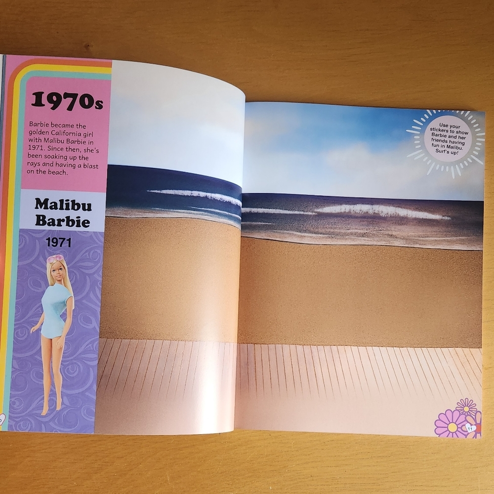 Barbie: Super Sticker Book: Through the Decades (1001 Stickers) - Picture 6 of 12